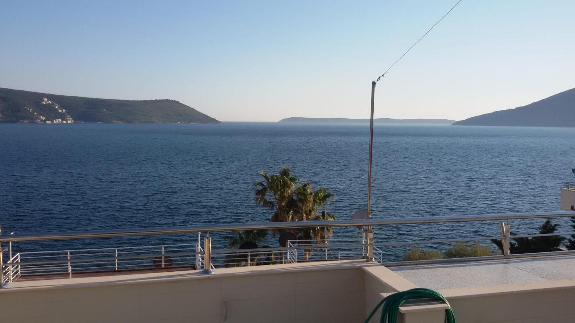 Sea View Apartments Herceg Novi Exterior photo